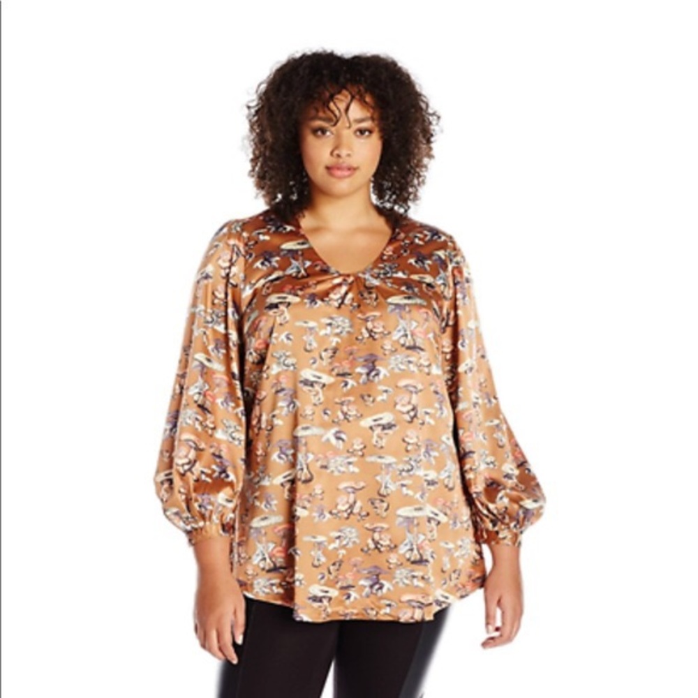 Melissa McCarthy Seven7 Mushroom Print Top